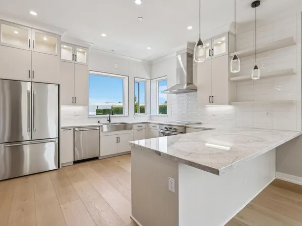 100 Koa Ct, Paloalto, CA 94306