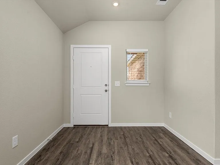 13591 Bay Springs Dr — Photo 4