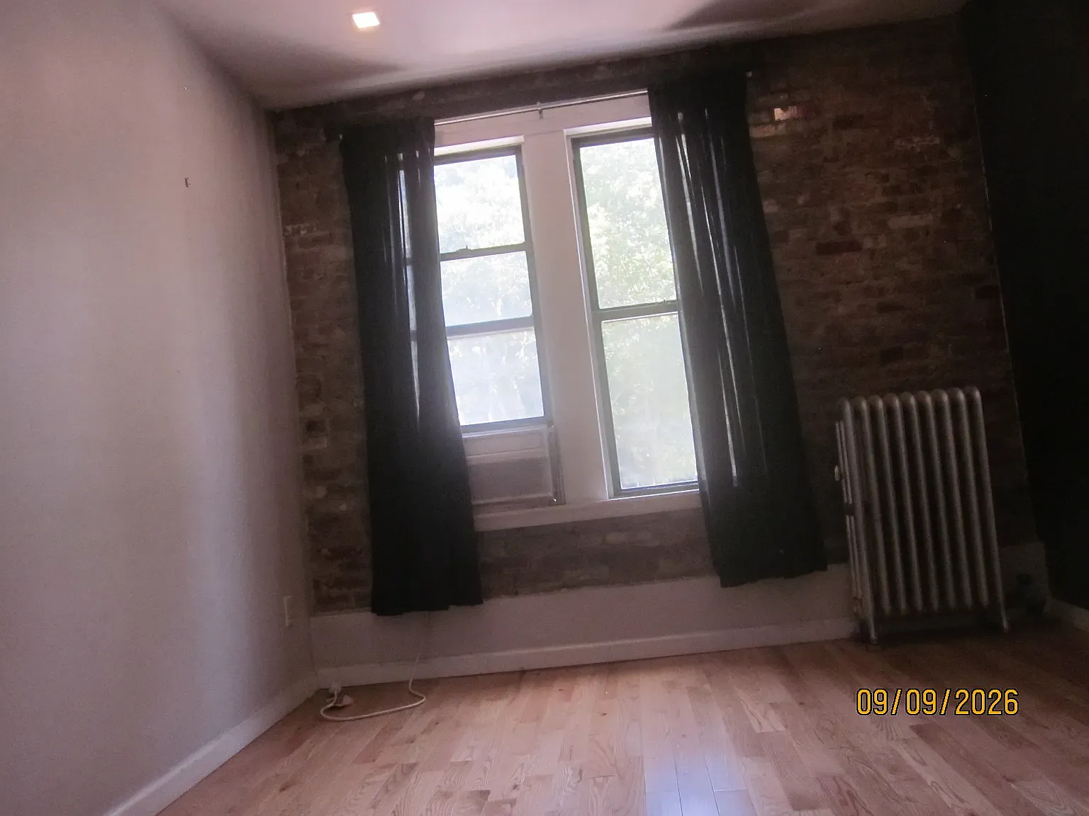 326 Roebling Street — Photo 4
