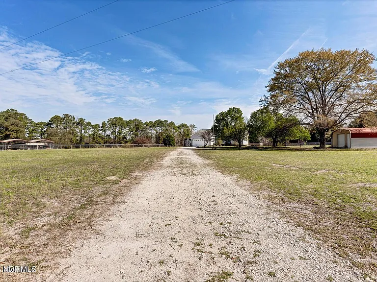 250 Quarter Horse Ln — Photo 10