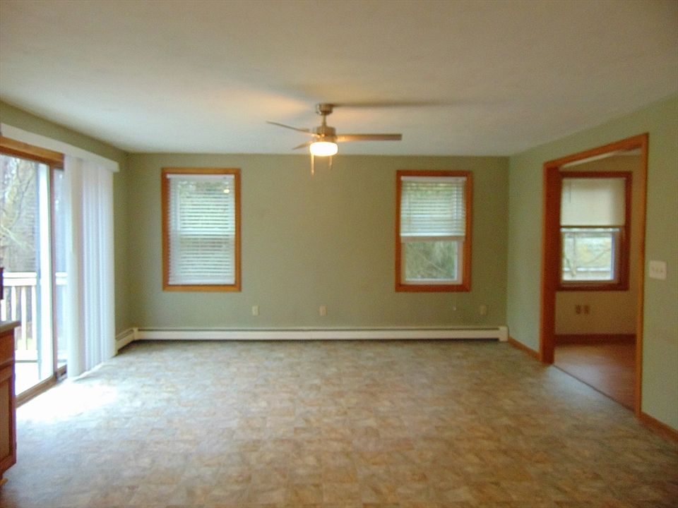 1025 Rindge Rd, Fitchburg, MA 01420 Zillow