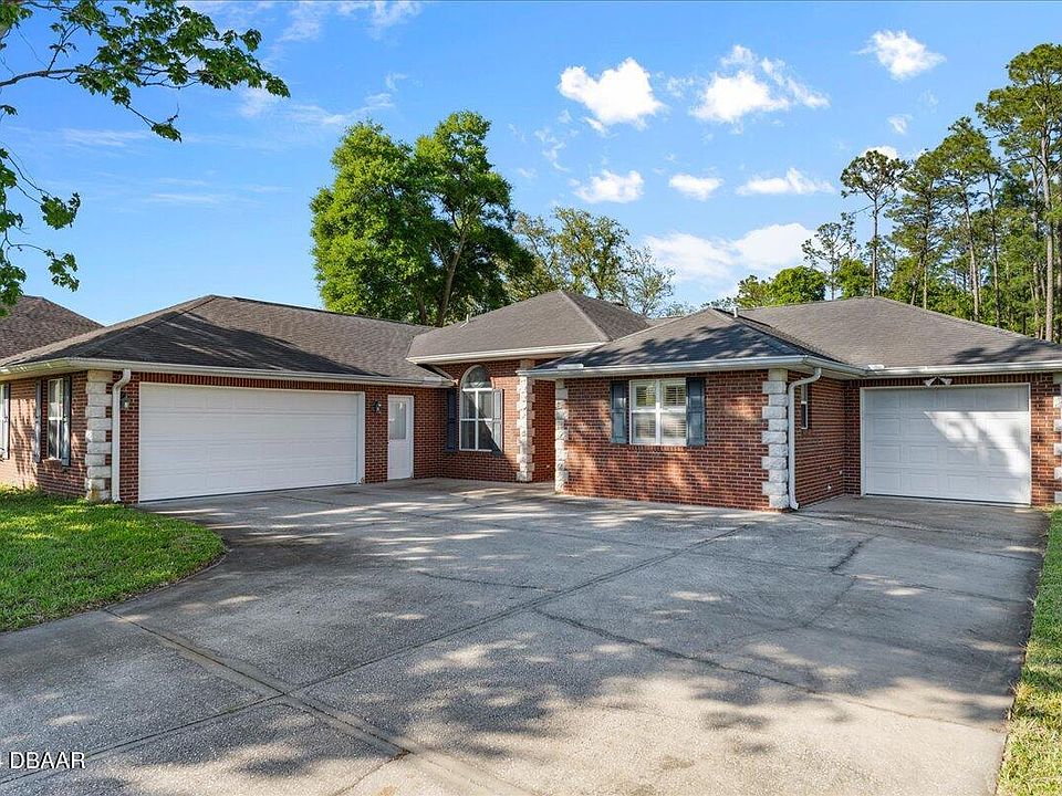1st image of 5 Greenvale Dr