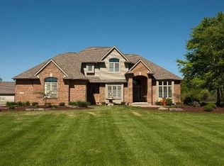 10595 Woodslee Dr, Carleton, MI 48117