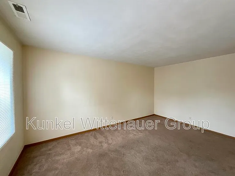 1804-3 Jamestown Rd — Photo 7