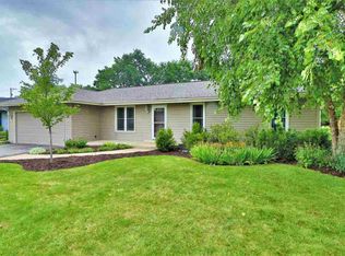 1020 Bunting Dr, Machesney Park, IL