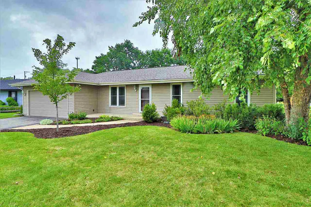 1020 Bunting Dr photo 1