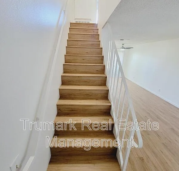 1041 Allen Ave #5 — Photo 5