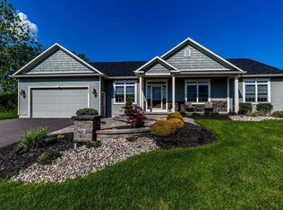 8205 Justin Dr, Clay, NY 13041