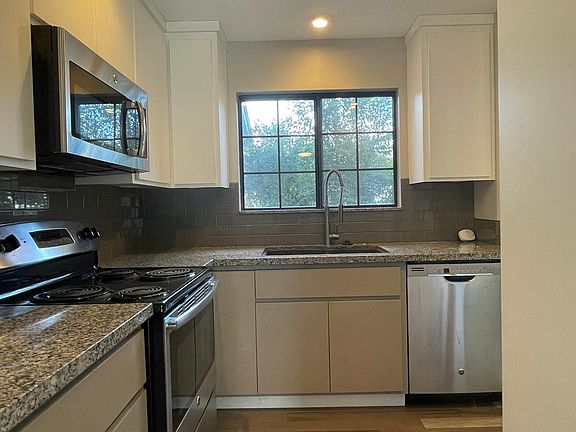 5th image of 38 Westview Dr #38