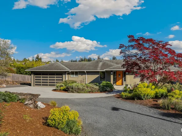 18474 16th Avenue NW, Shoreline, WA 98177