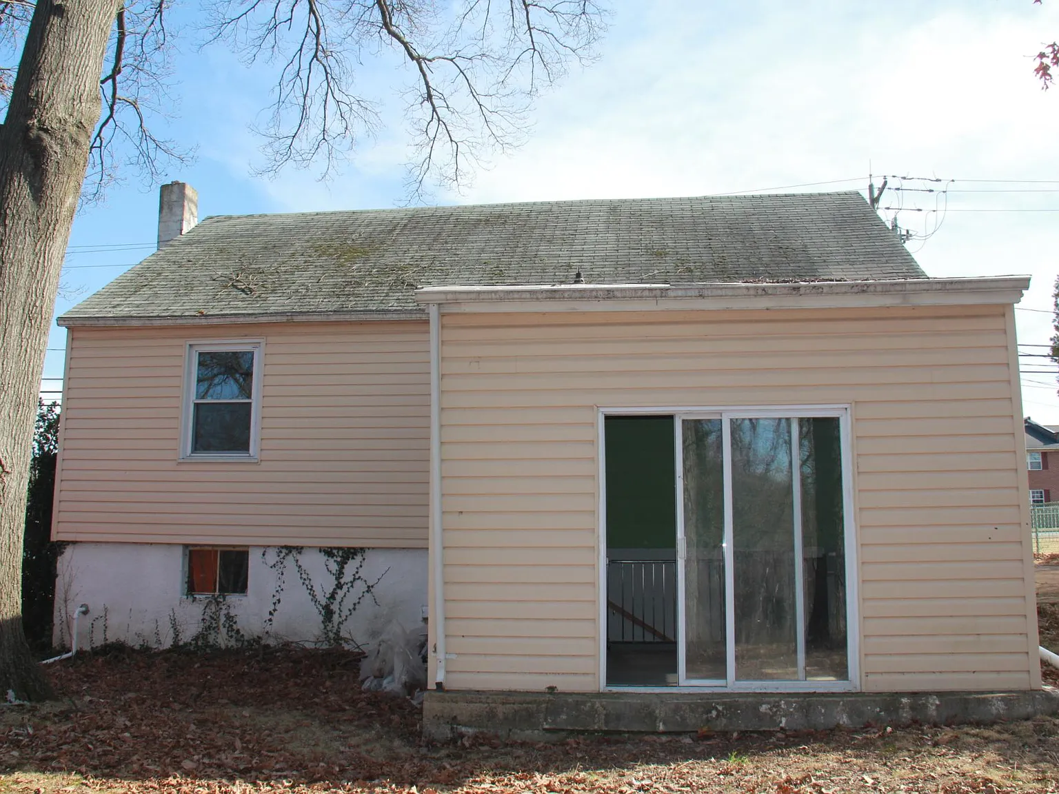 3 bed, 1800 sqft, $2,295 — Photo 2