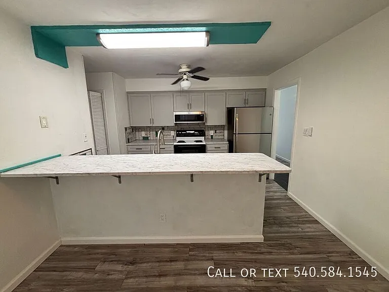 6421 Orchard View Ln — Photo 17