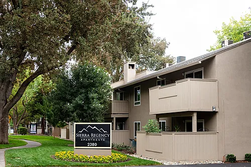 Sierra Regency Apartments Photo 1