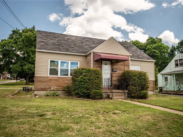 815 Indiana Ave, Farrell, PA 16121