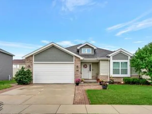 16406 Siegel Dr, Crest Hill, IL 60403