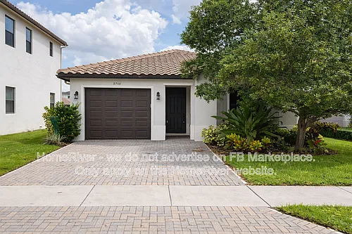 8744 Madrid Cir Photo 1