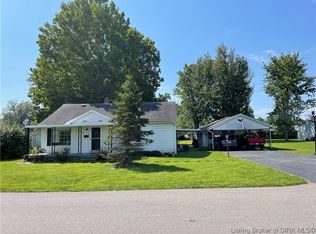 757 Maple St, Scottsburg, IN 47170