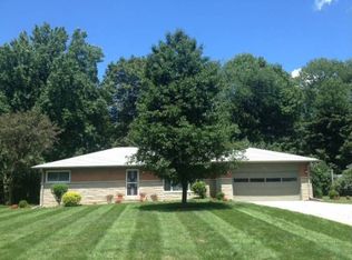 2144 Redfern Dr, Indianapolis, IN