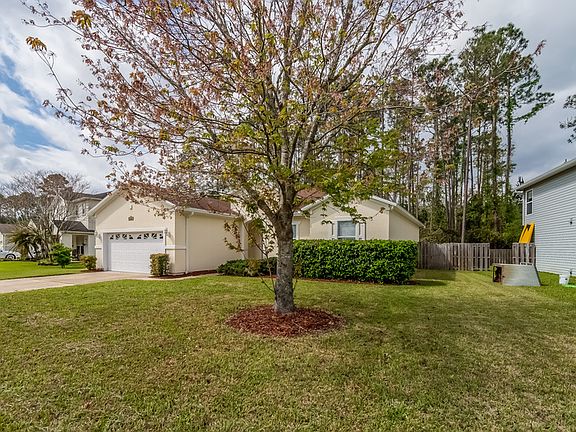 3rd image of 882 Collinswood Dr
