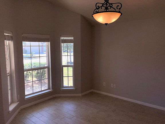 4th image of 19422 Aventine Plantation Dr