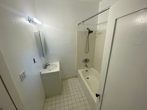 5th image of 3109 Harrison St #3109