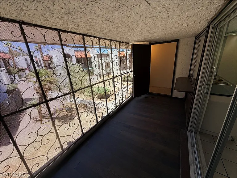 1405 Vegas Valley Dr #252 — Photo 25