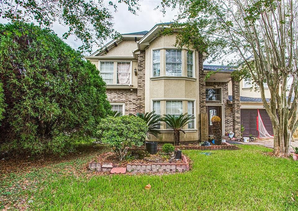 1st image of 905 Bayou Vista Dr