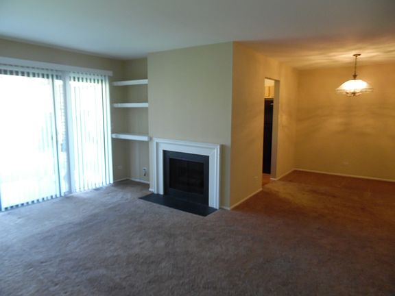 3rd image of 1428 Williamsburg Dr Unit D1