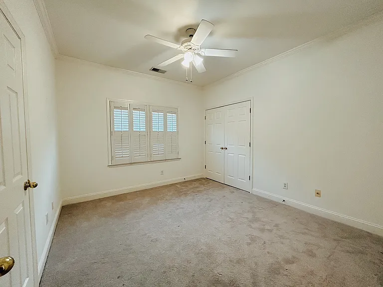4205 Vestview Cir — Photo 26