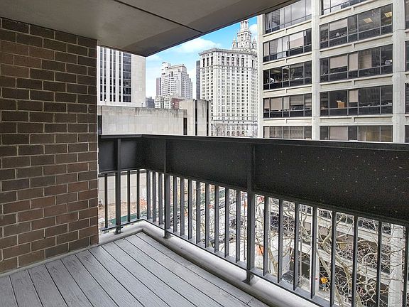 5th image of 90 Gold St APT 7J