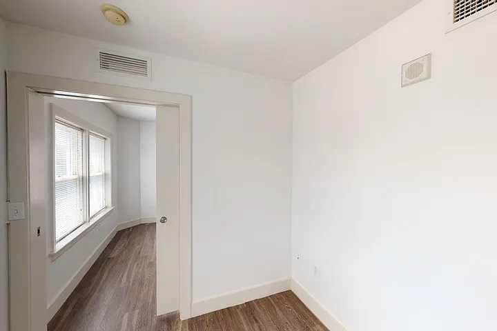 Clyde Manor — Photo 111