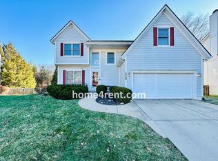 12709 Woodward St, Overland Park, KS 66213
