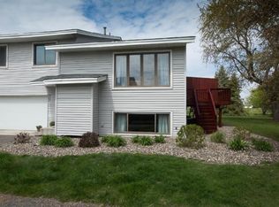 6707 Foliage Ct, Rosemount, MN 55068