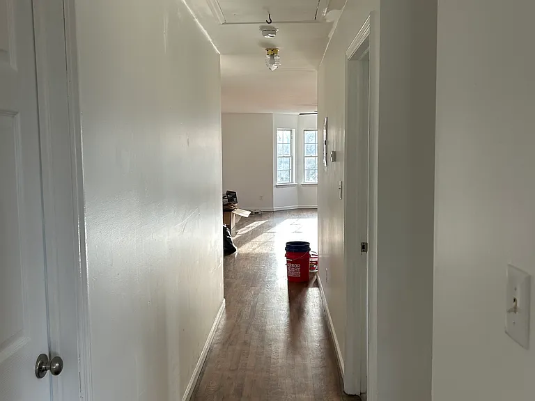 251 S 18th St #2 — Photo 1