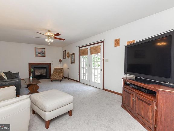 3rd image of 138 Brandywine Dr