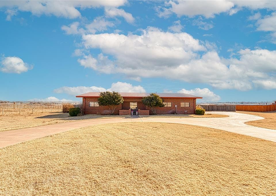 1st image of 2006 S Randall Ave