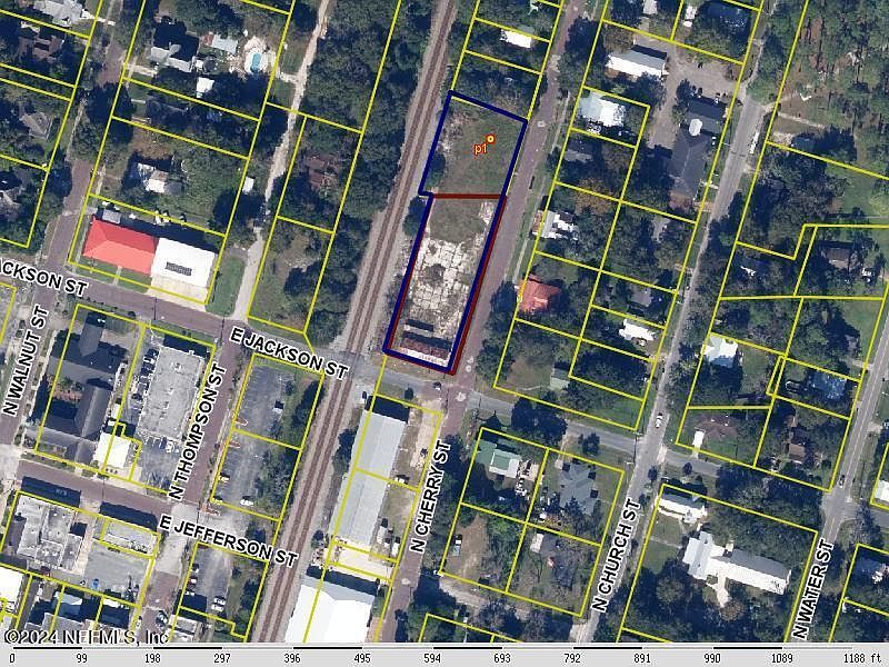 2nd image of 303 N CHERRY Street