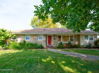 4421 Saint Regis Ln, Saint Regis Park, KY 40220