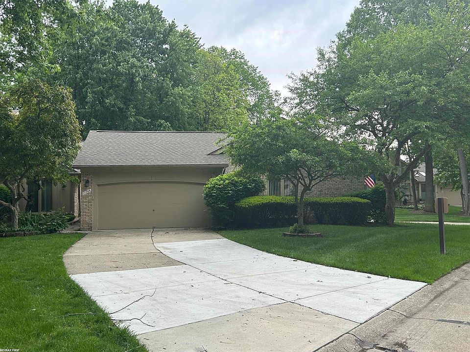 1st image of 17765 E Kirkwood Dr