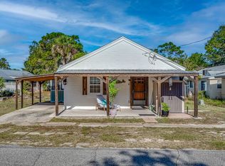 27-1 Parker St, Lanark Village, FL 32323