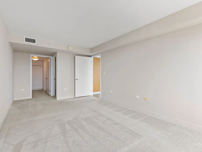 1009 Kapiolani Blvd #4403 — Photo 19