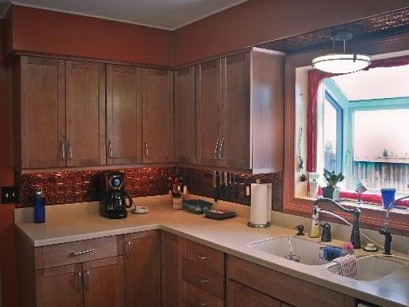 5th image of 2061 Coral Ave