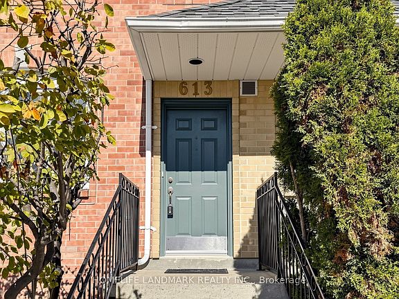 3rd image of 75 Weldrick Rd E #613