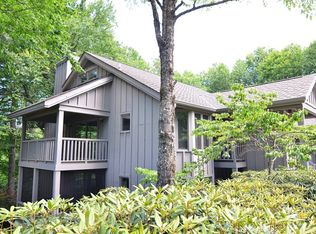 105 Chestnut Cv, Highlands, NC 28741