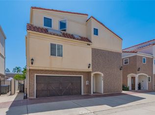 636 E 220th St, Carson, CA 90745