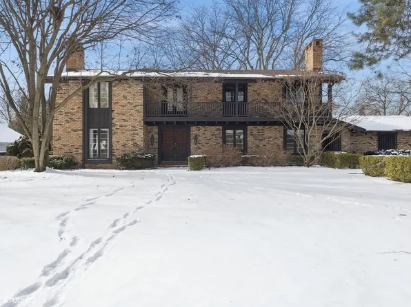 1100 Laurie Ln, Burr Ridge, IL 60527