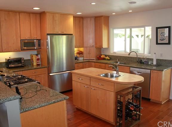 4th image of 23117 Galva Ave