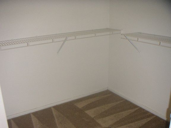 5th image of 2600 Tall Oak Ave