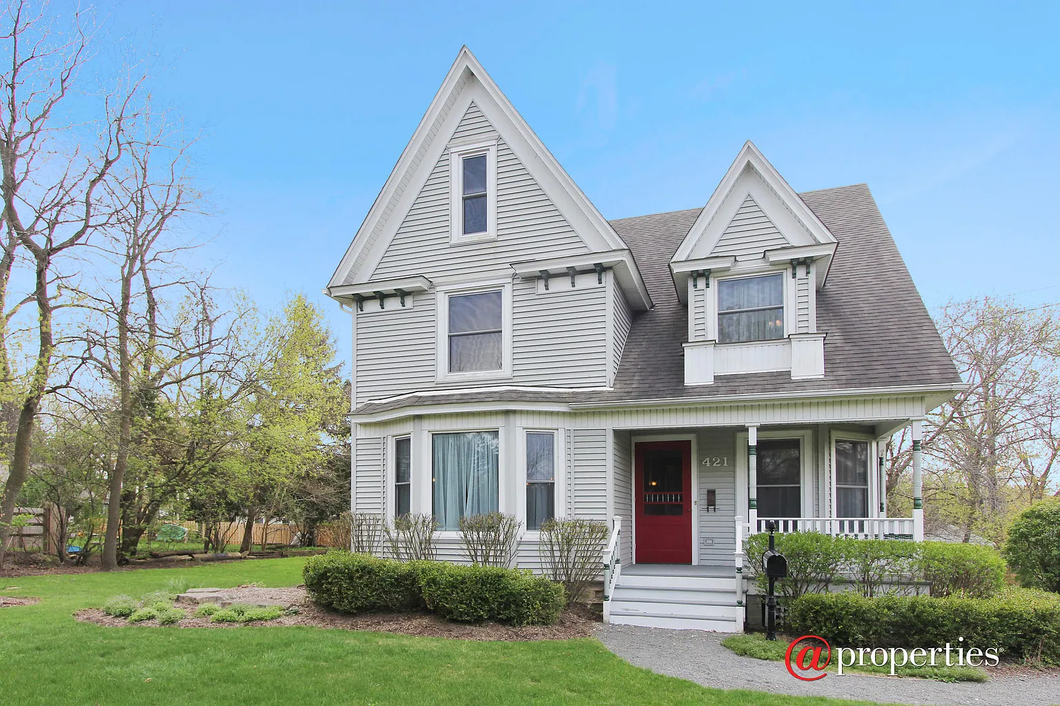 421 E Maple Ave photo 1