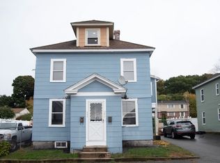544 Concord St, Lowell, MA 01852